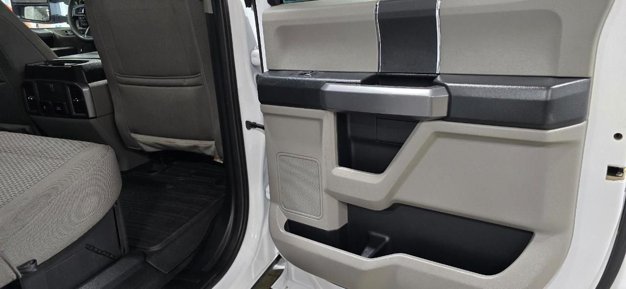Ford F-250 SD XLT Crew Cab 4WD 2021