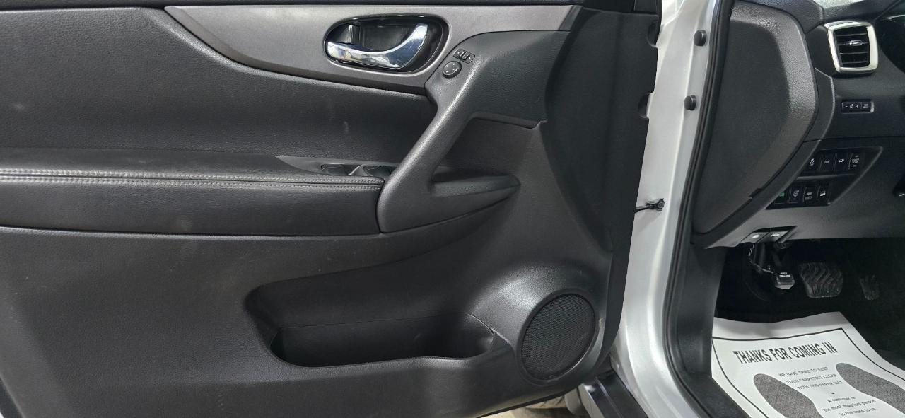 Nissan Rogue SV AWD 2016