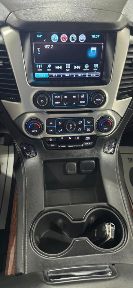 GMC Yukon XL SLT 4WD 2017