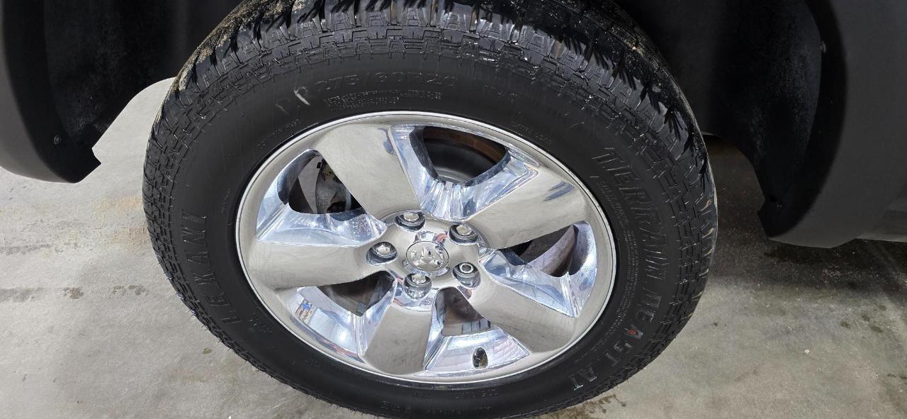 RAM 1500 SLT Quad Cab 4WD 2011