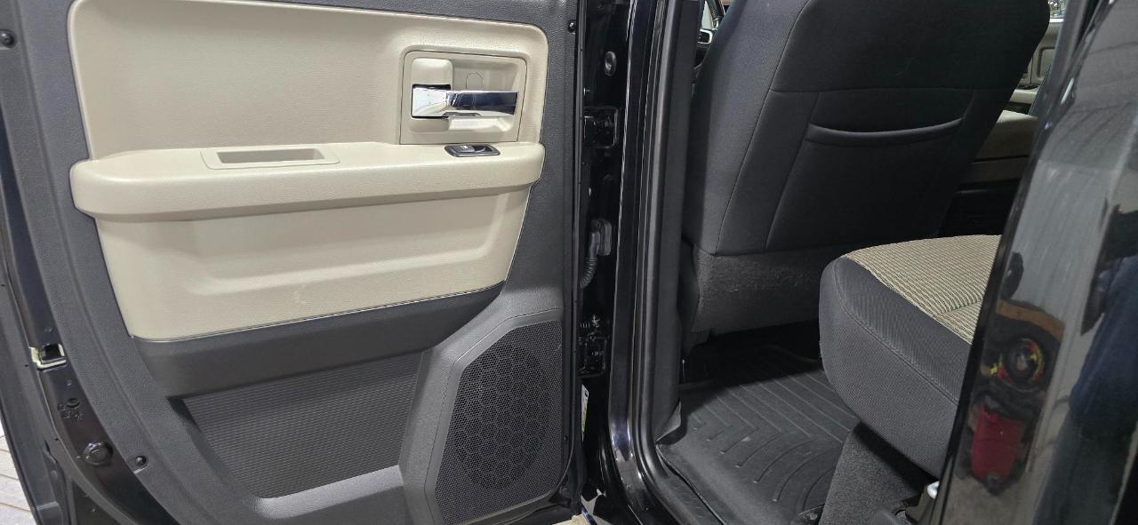 RAM 1500 SLT Quad Cab 4WD 2011