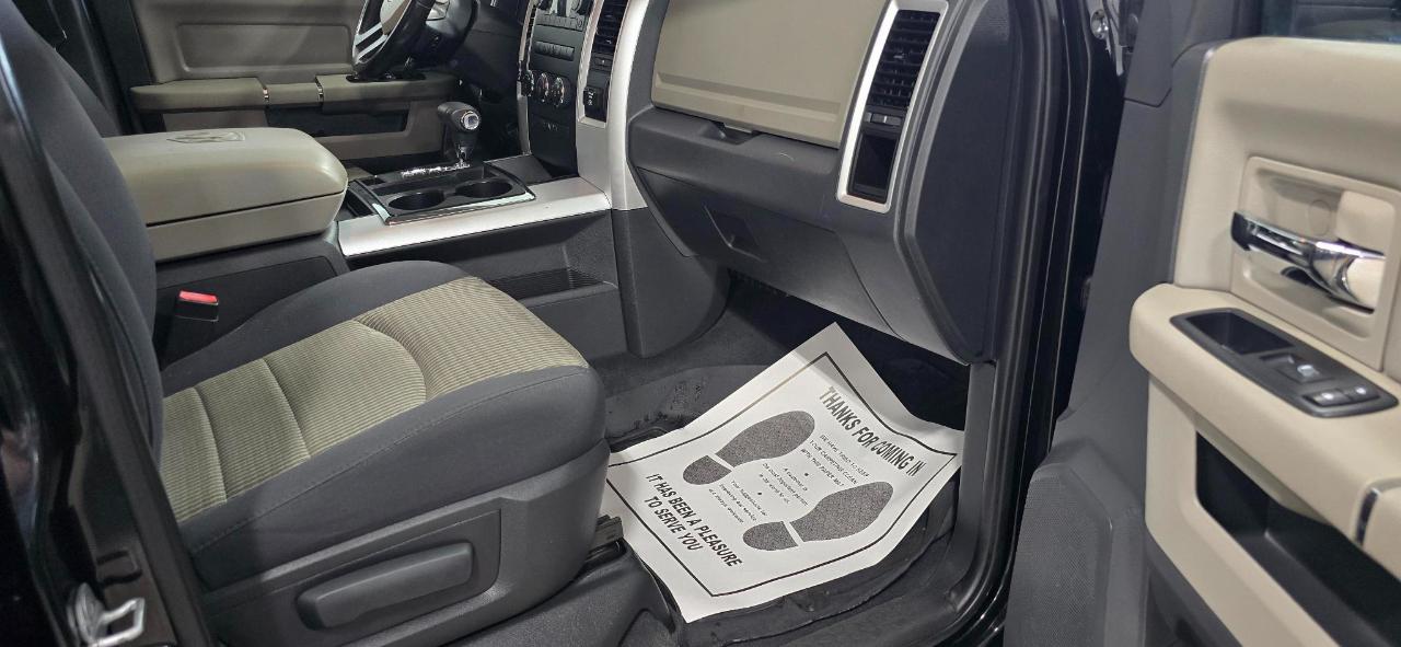 RAM 1500 SLT Quad Cab 4WD 2011
