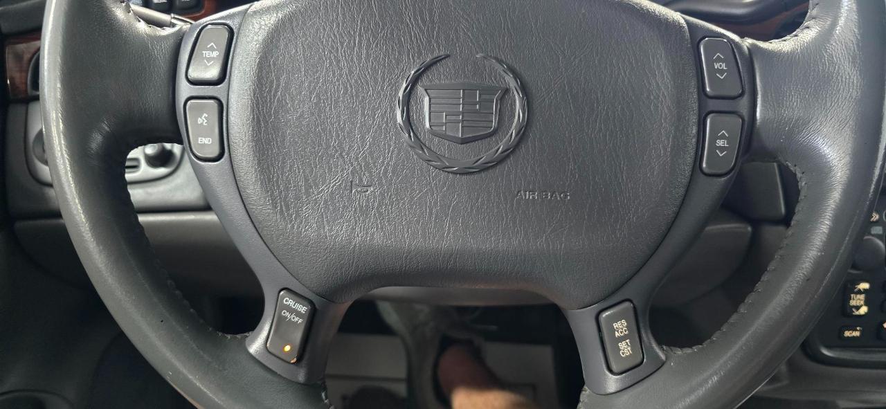 Cadillac DeVille Sedan 2005