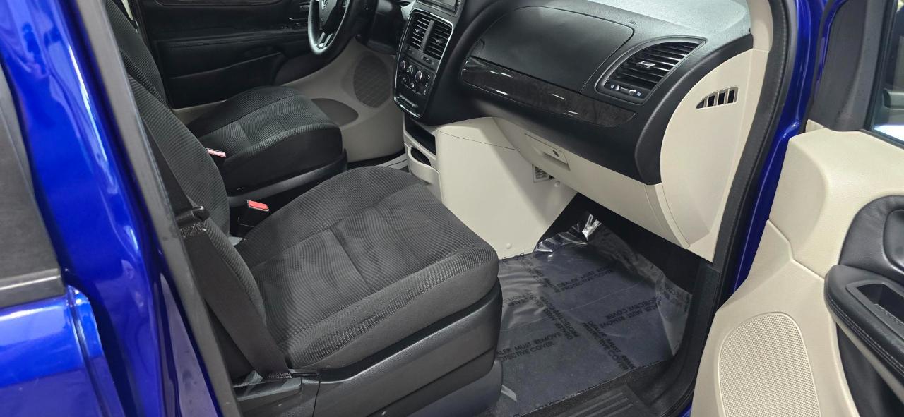 Dodge Grand Caravan SE 2020