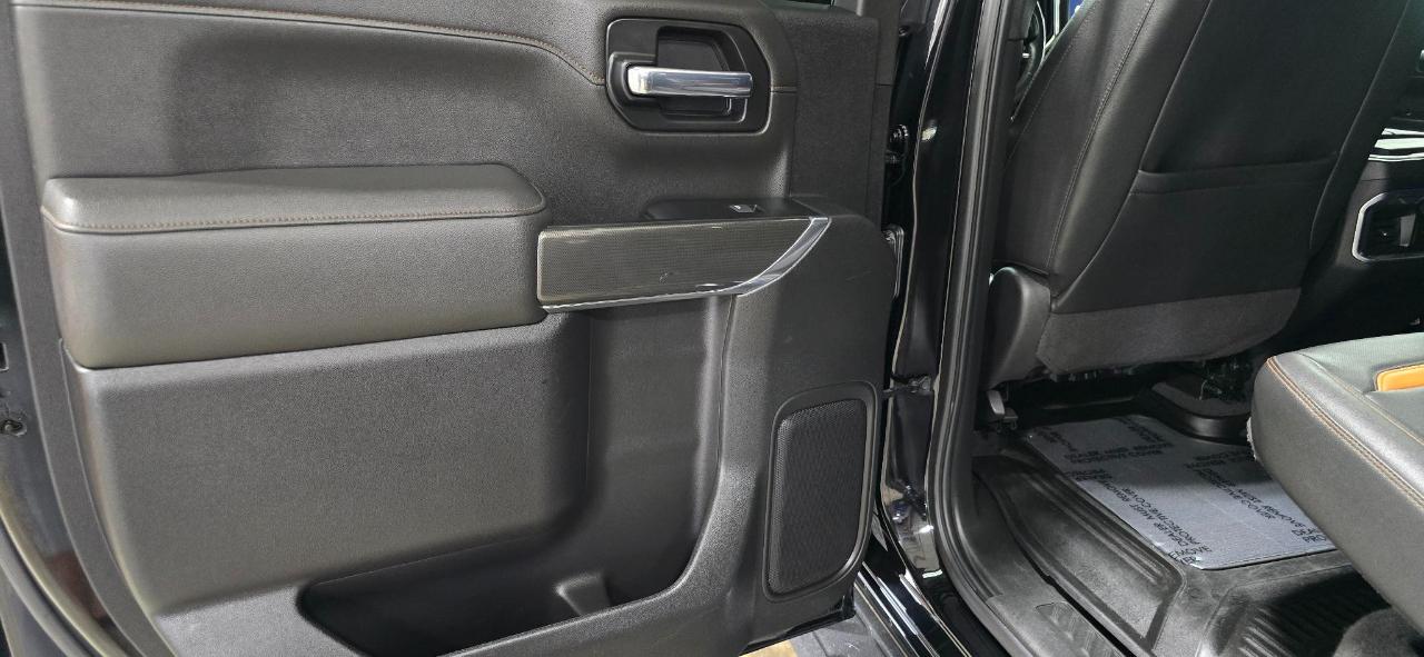 GMC Sierra 1500 Limited AT4 Crew Cab Short Box 4WD 2022