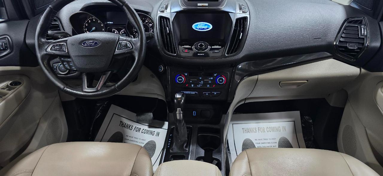 Ford Escape Titanium 4WD 2017