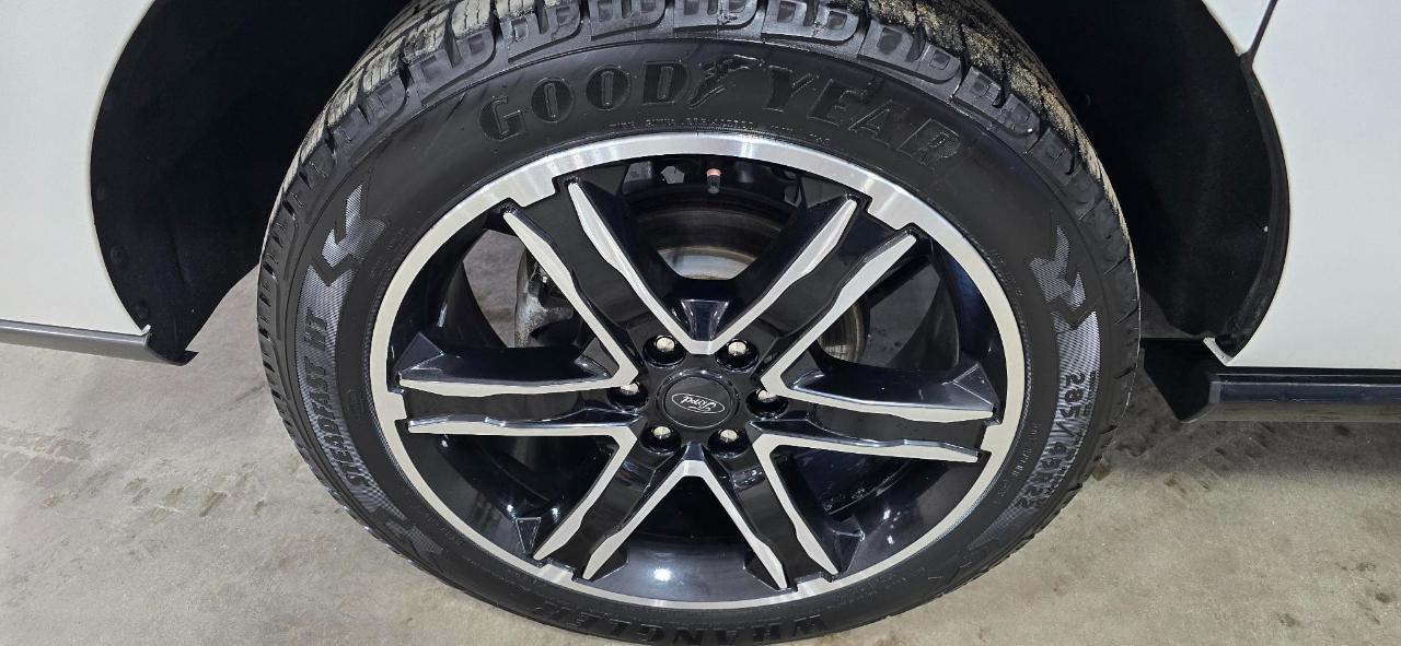 Ford Expedition MAX Limited 4WD 2021