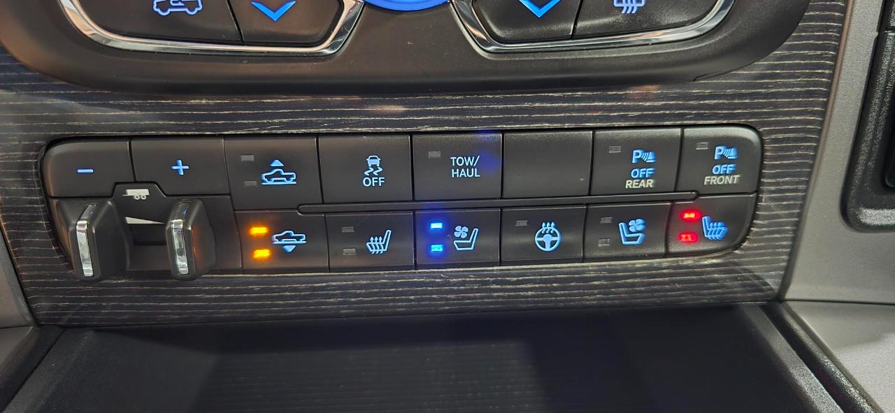 RAM 1500 Laramie Longhorn Edition Crew Cab SWB 4WD 2014