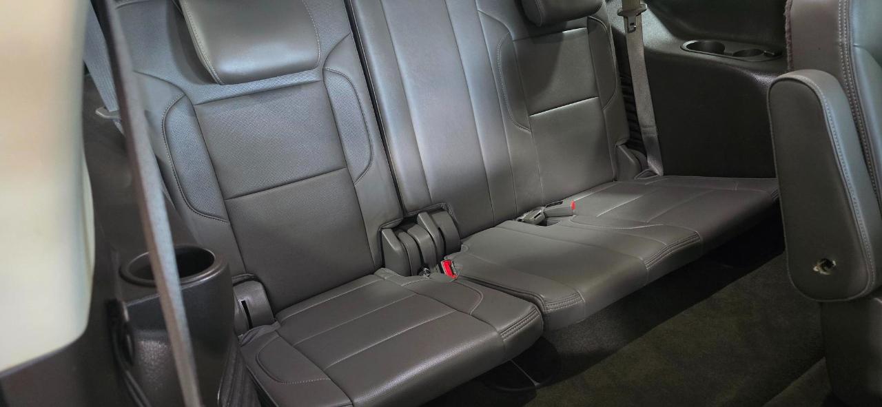 GMC Yukon Denali 4WD 2016