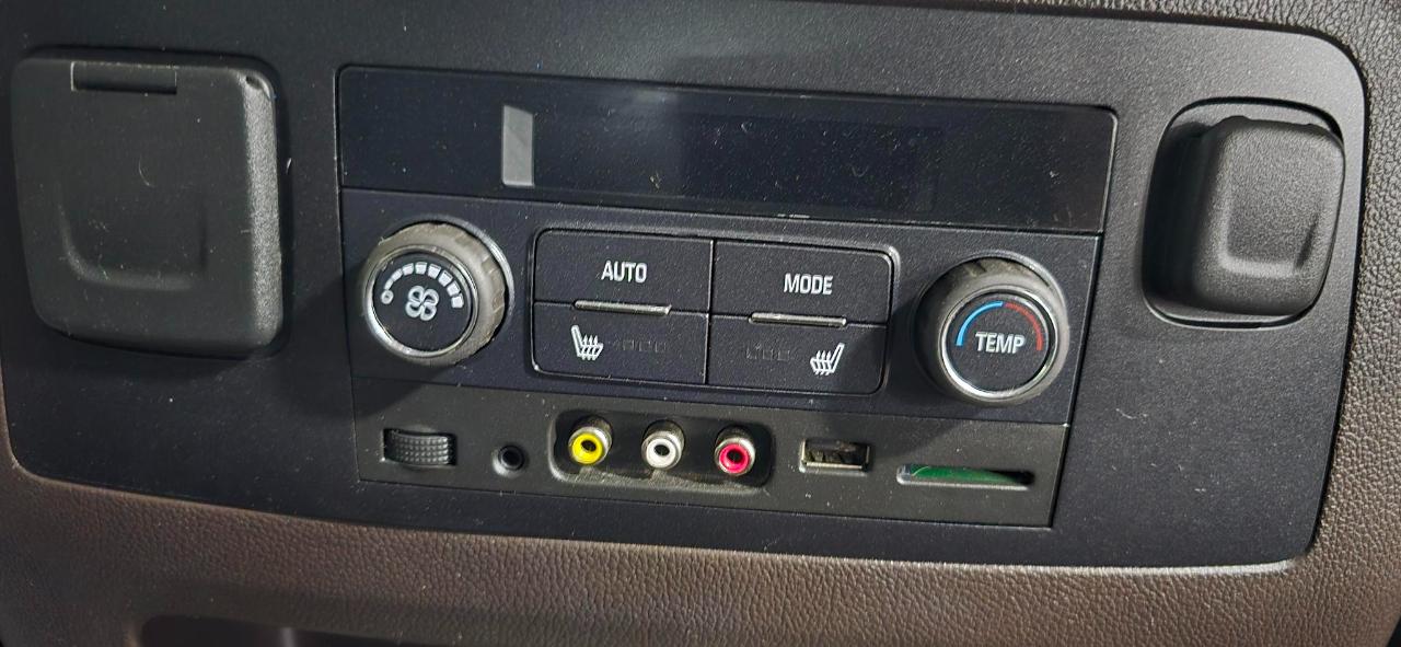 GMC Yukon Denali 4WD 2016