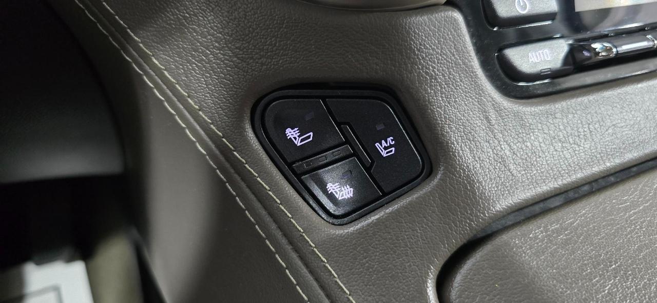 GMC Yukon Denali 4WD 2016