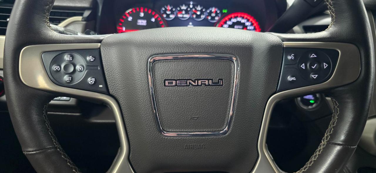 GMC Yukon Denali 4WD 2016