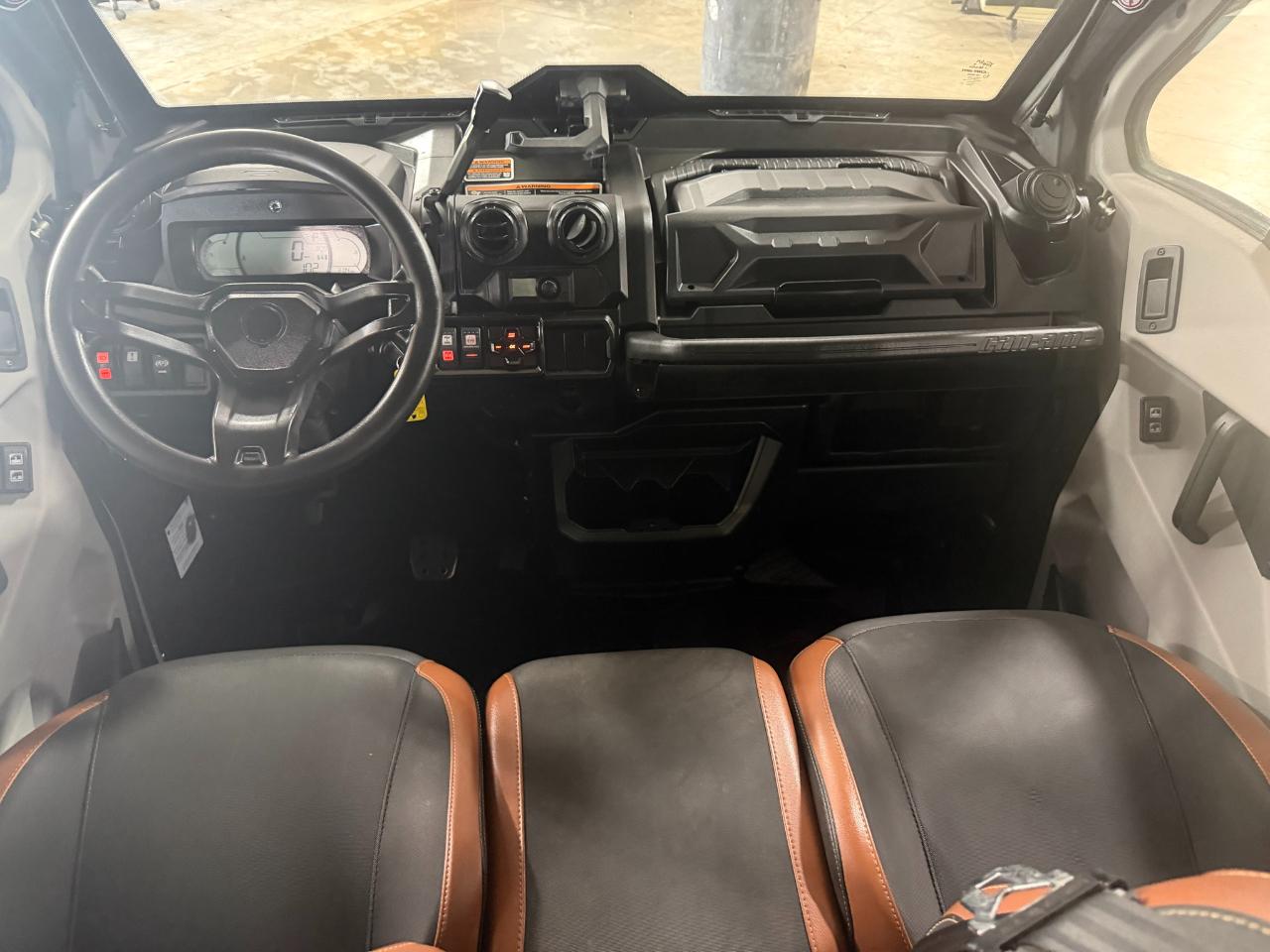 Can-Am Defender Max Limited CAB  2021