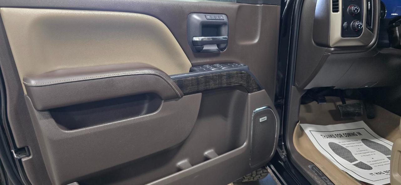 GMC Sierra 1500 Denali Crew Cab Short Box 4WD 2015
