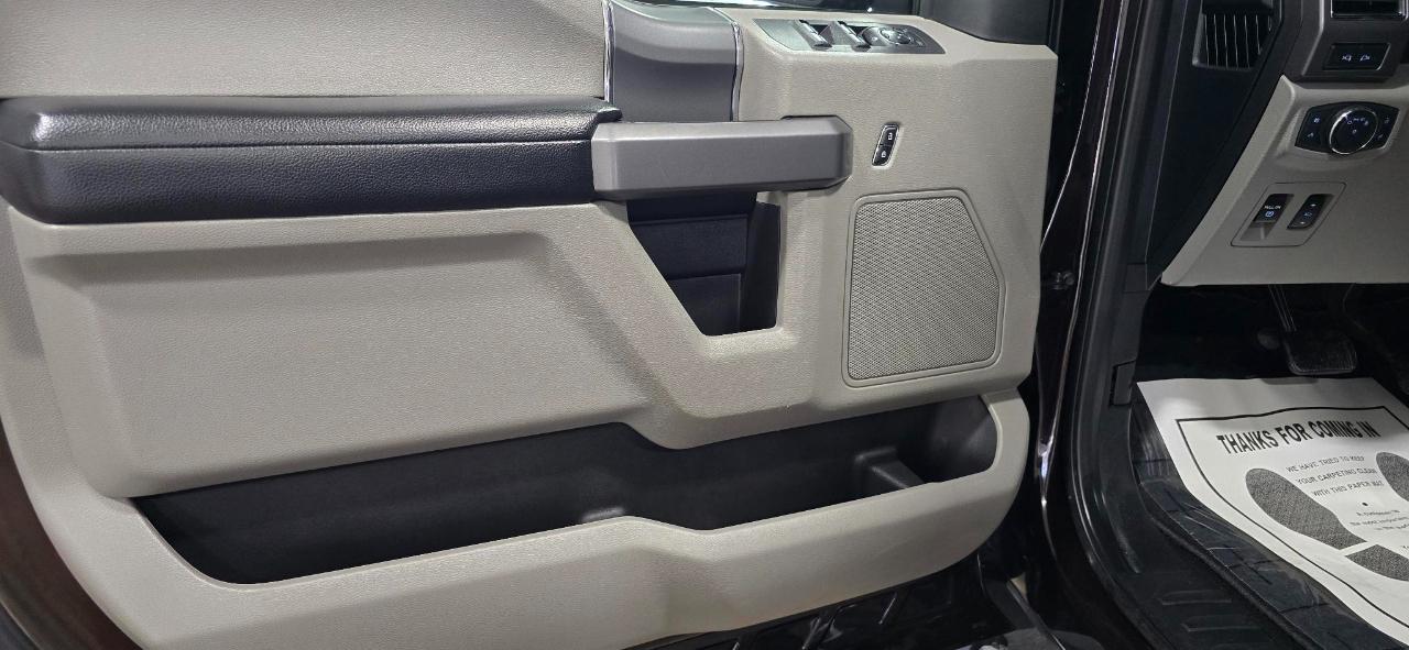 Ford F-150 XLT SuperCrew Short Bed 4WD 2019