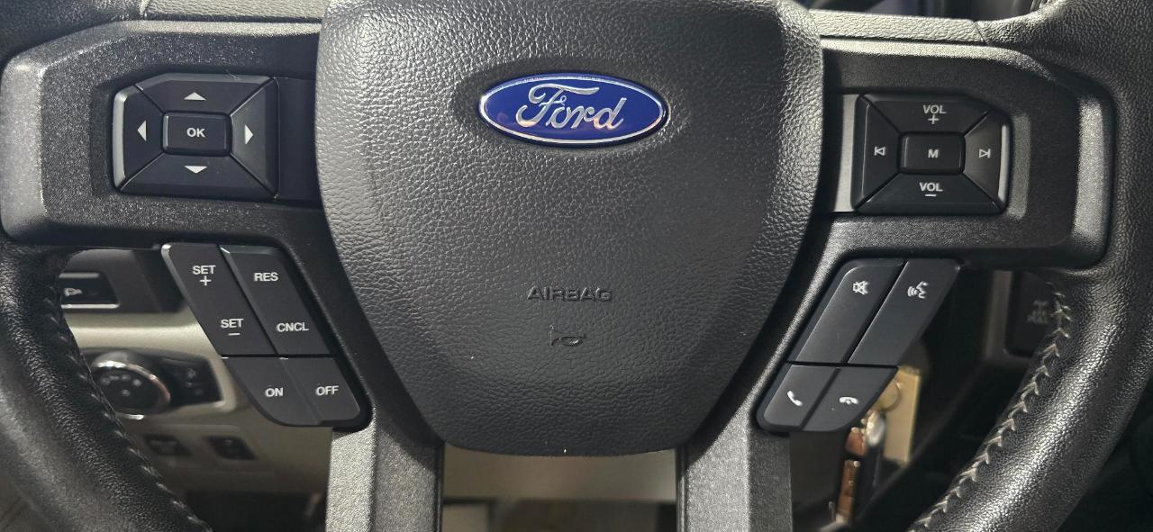 Ford F-150 XLT SuperCrew Short Bed 4WD 2019
