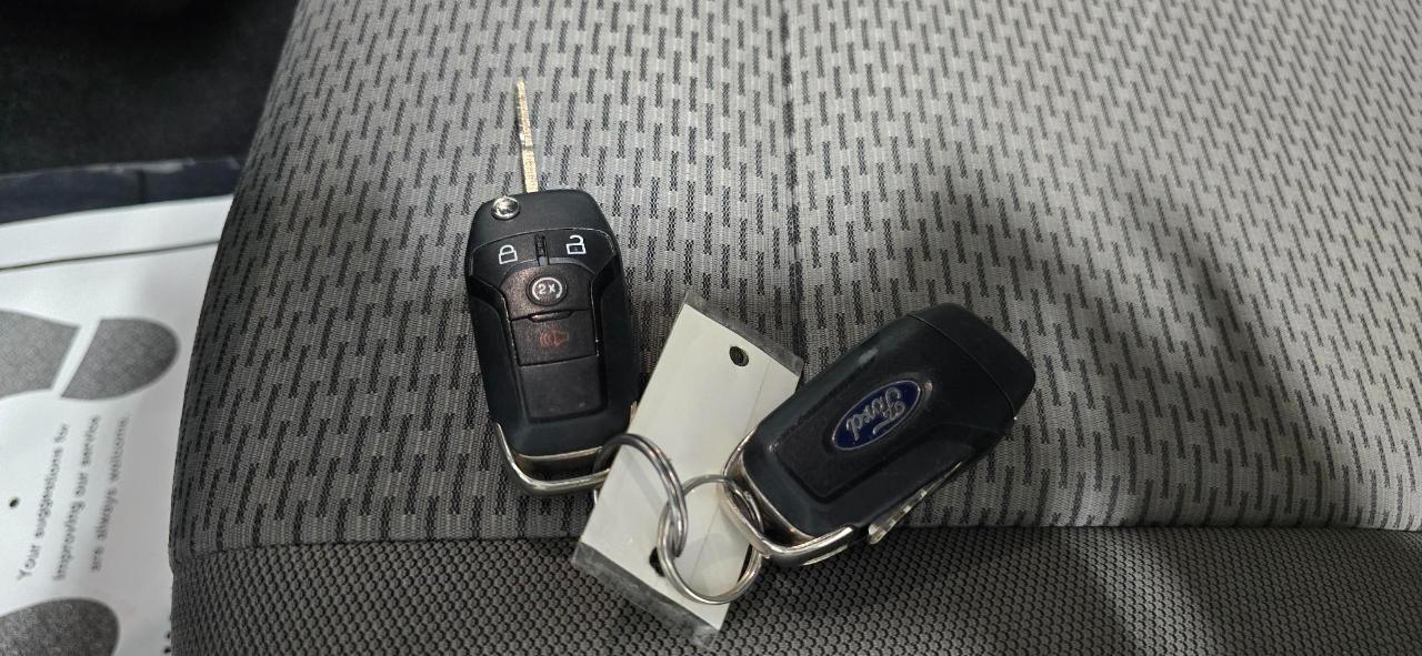 Ford F-150 XLT SuperCrew Short Bed 4WD 2019