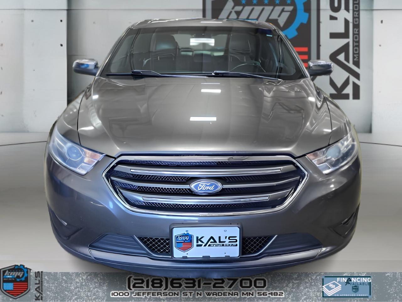 Ford Taurus Limited FWD 2019