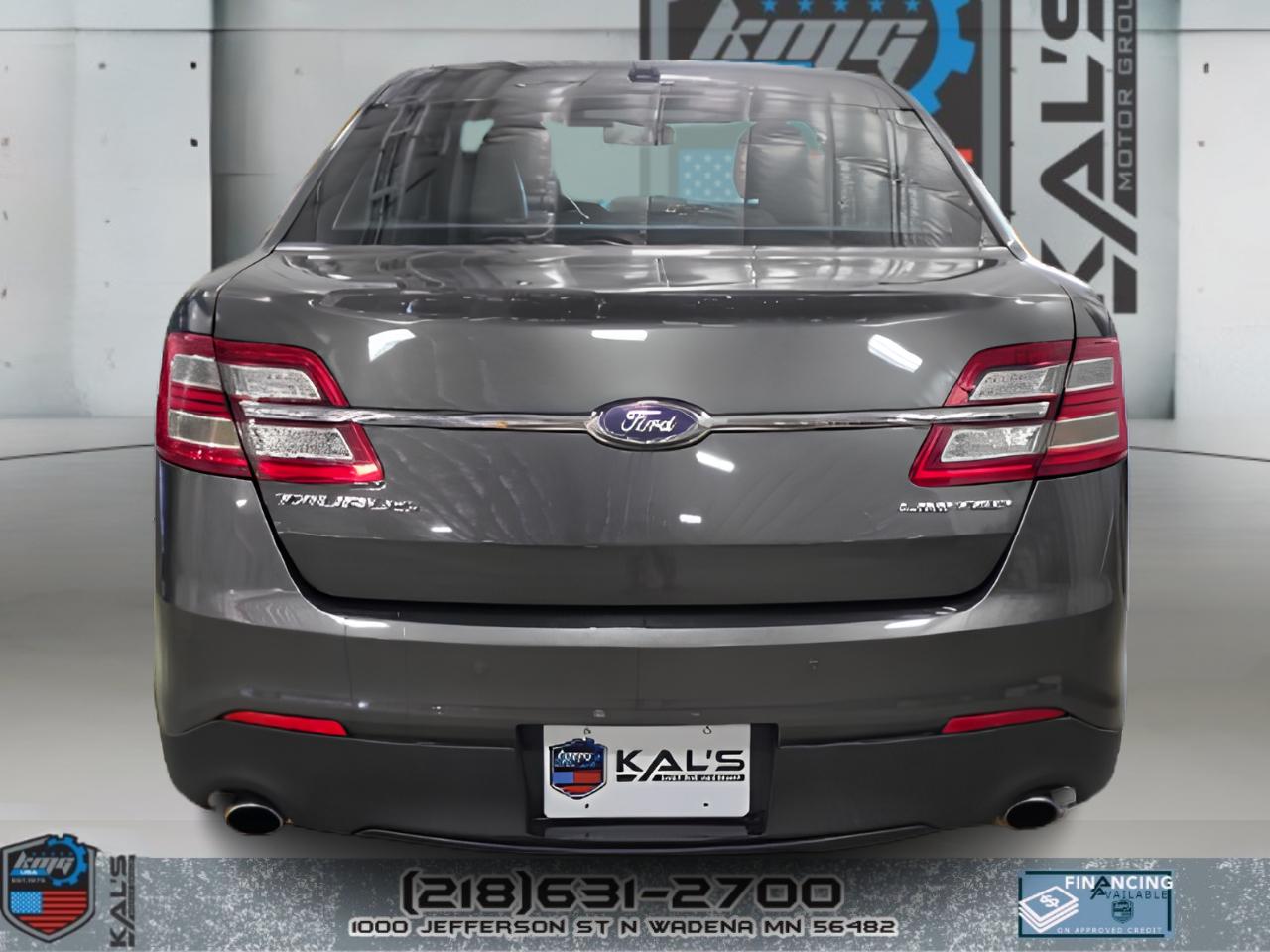Ford Taurus Limited FWD 2019
