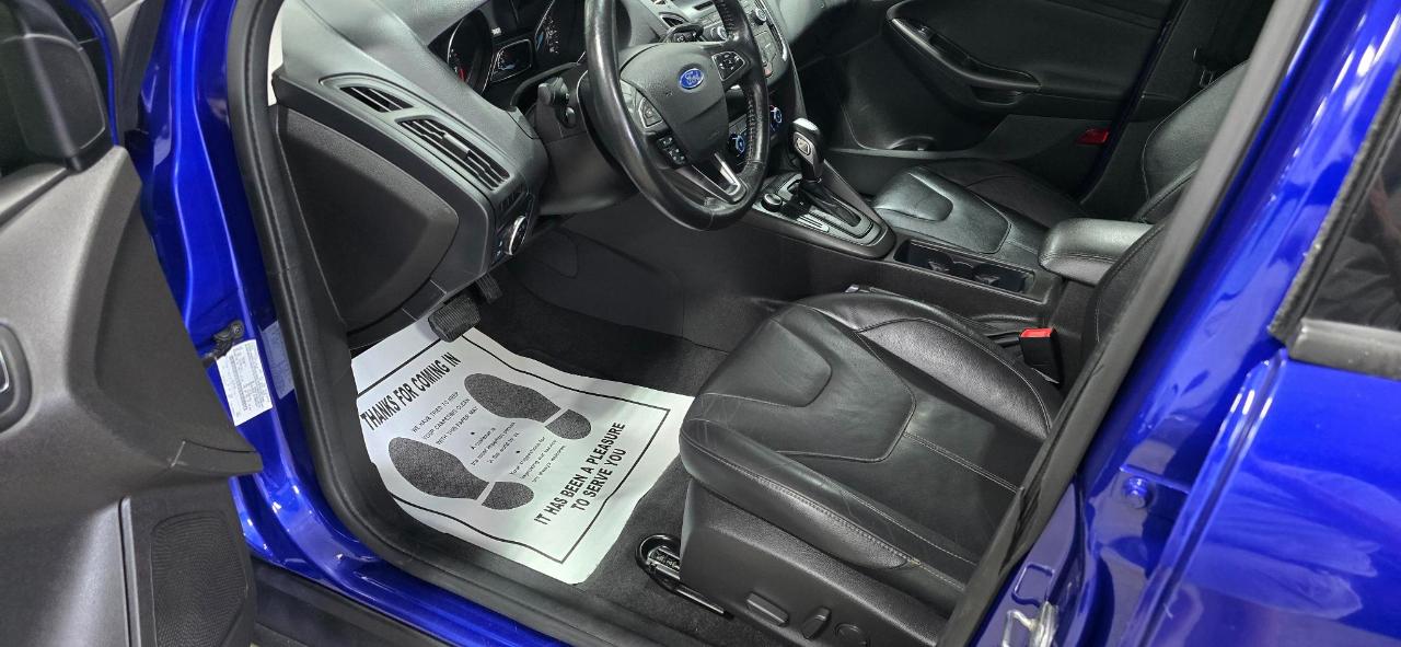 Ford Focus SE Sedan 2015