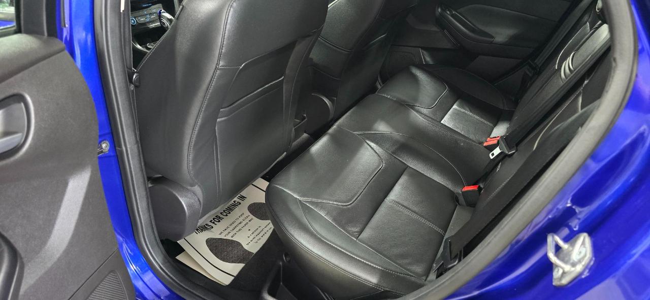 Ford Focus SE Sedan 2015