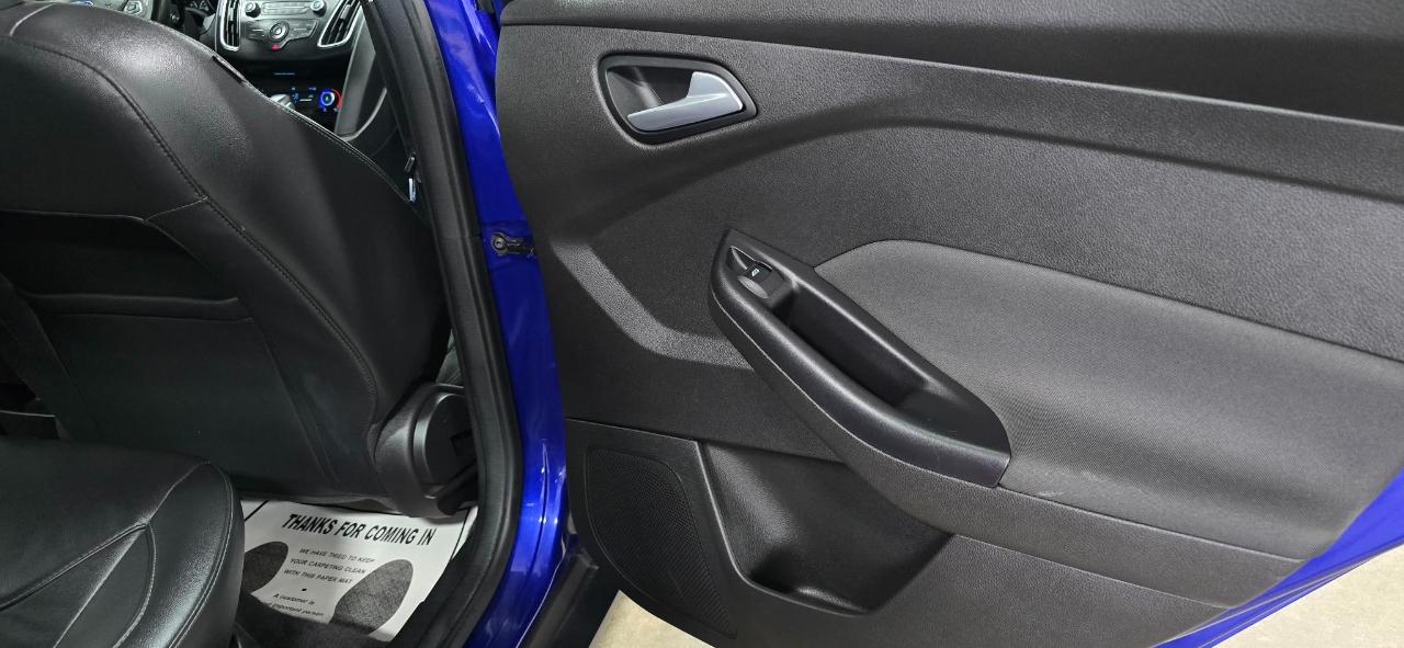 Ford Focus SE Sedan 2015