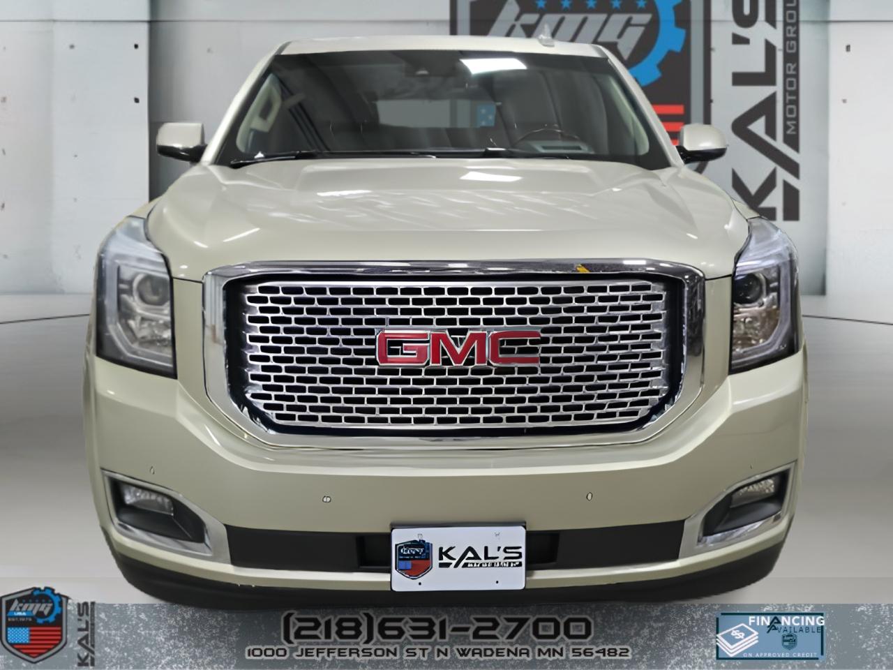 GMC Yukon XL Denali 4WD 2017
