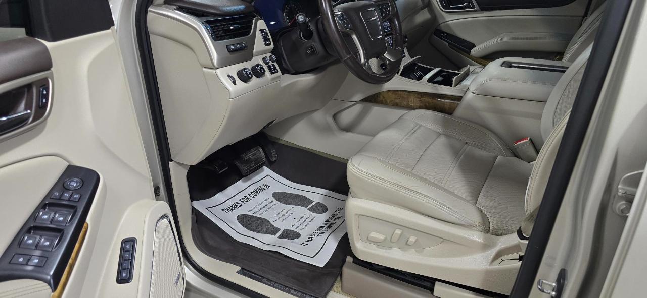 GMC Yukon XL Denali 4WD 2017