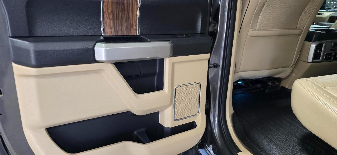 Ford F-150 Lariat SuperCrew 5.5-ft. Bed 4WD 2017