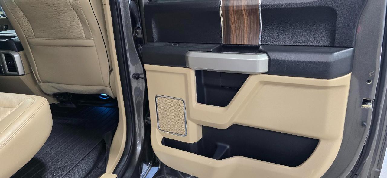 Ford F-150 Lariat SuperCrew 5.5-ft. Bed 4WD 2017