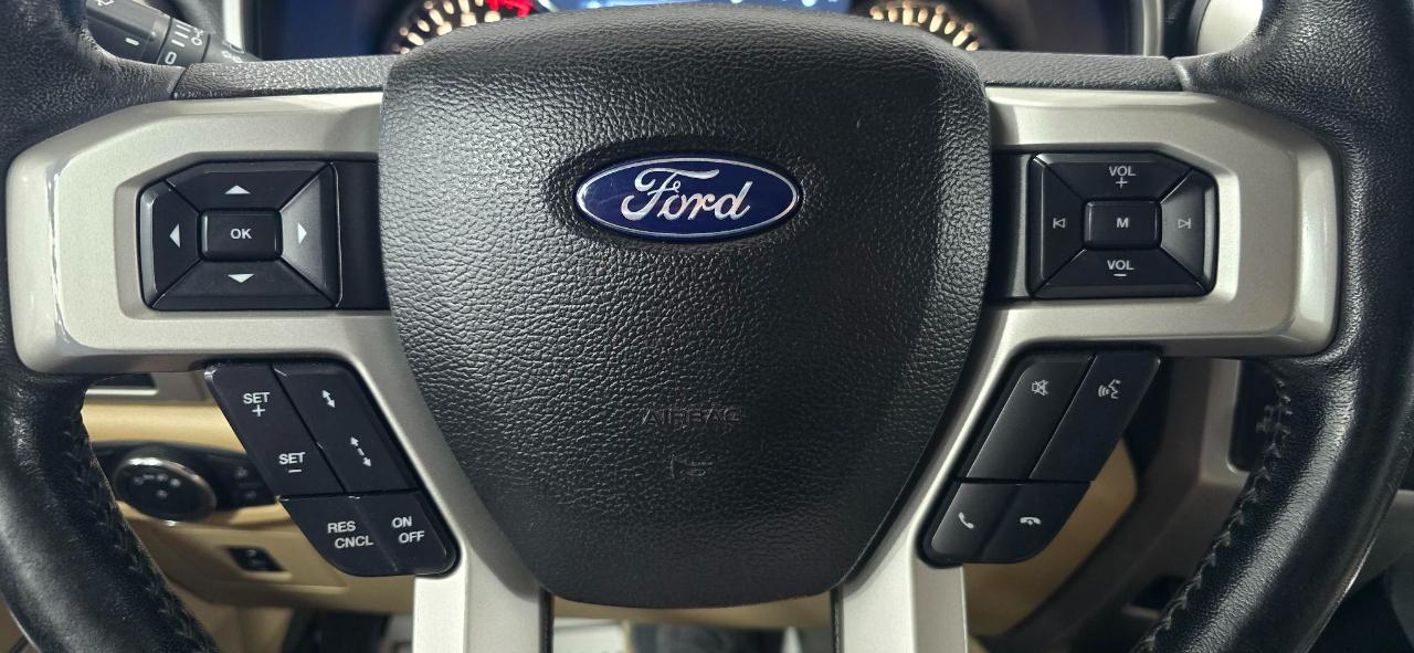Ford F-150 Lariat SuperCrew 5.5-ft. Bed 4WD 2017
