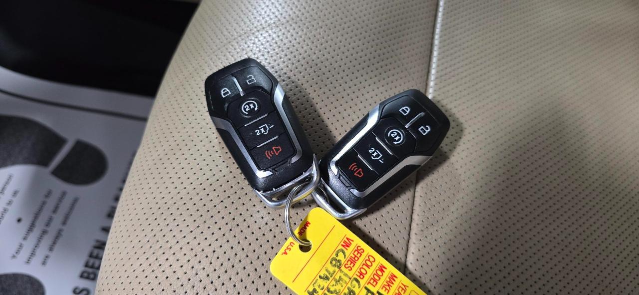 Ford F-150 Lariat SuperCrew 5.5-ft. Bed 4WD 2017