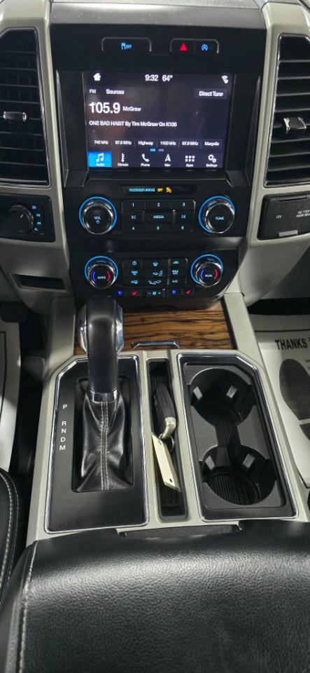 Ford F-150 Lariat SuperCrew Short Box 4WD 2019
