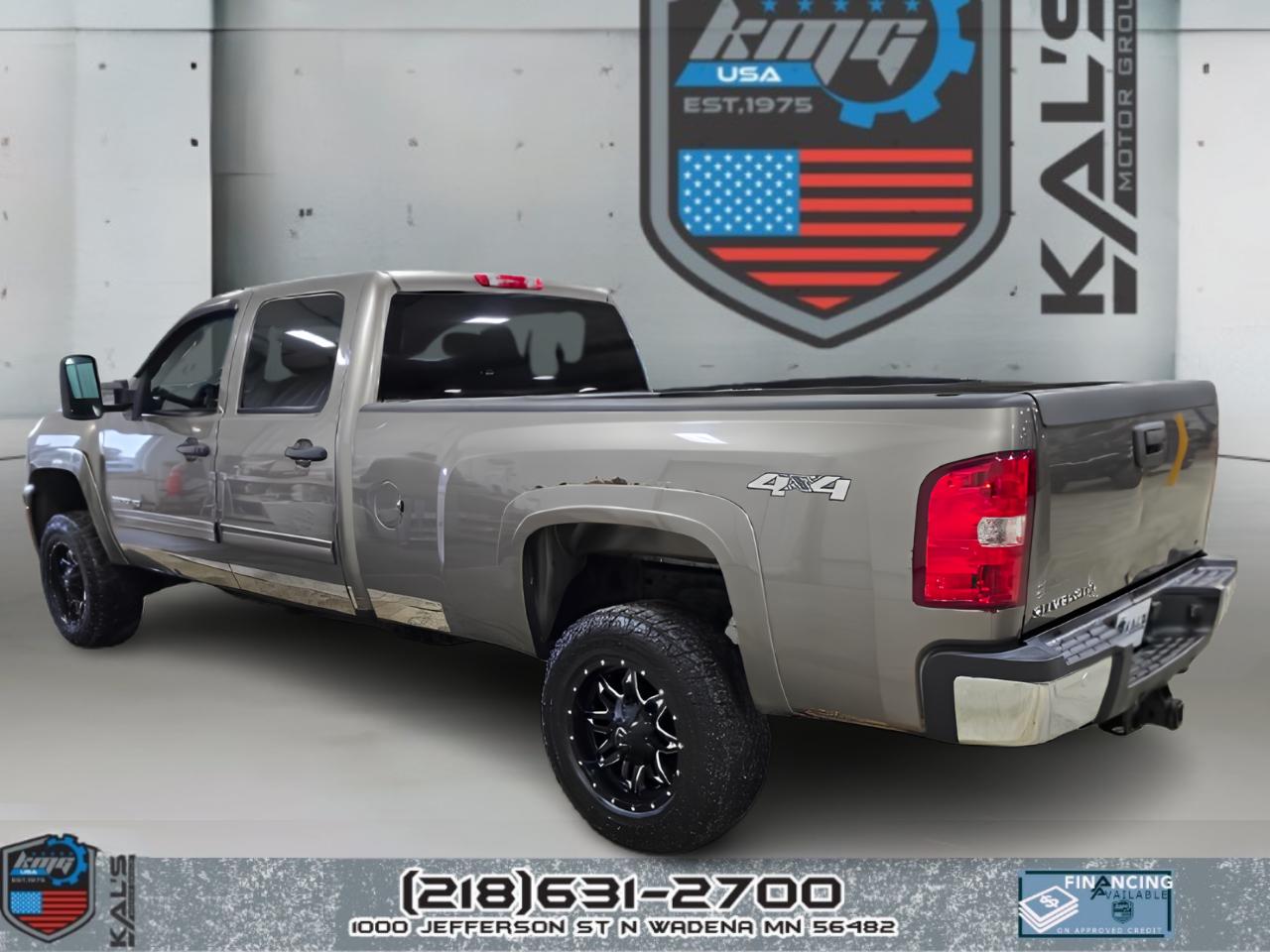 Chevrolet Silverado 2500HD LT Crew Cab 4WD 2012