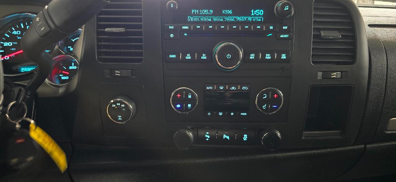 Chevrolet Silverado 2500HD LT Crew Cab 4WD 2012