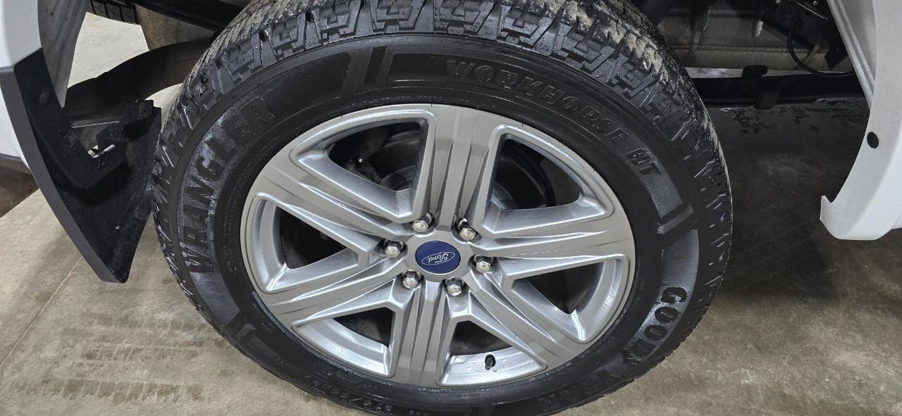 Ford F-150 SuperCrew 150" Lariat 4WD 2018