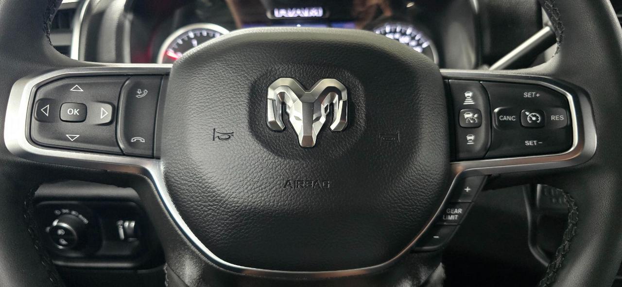 RAM 2500 Big Horn Crew Cab 4WD 2025