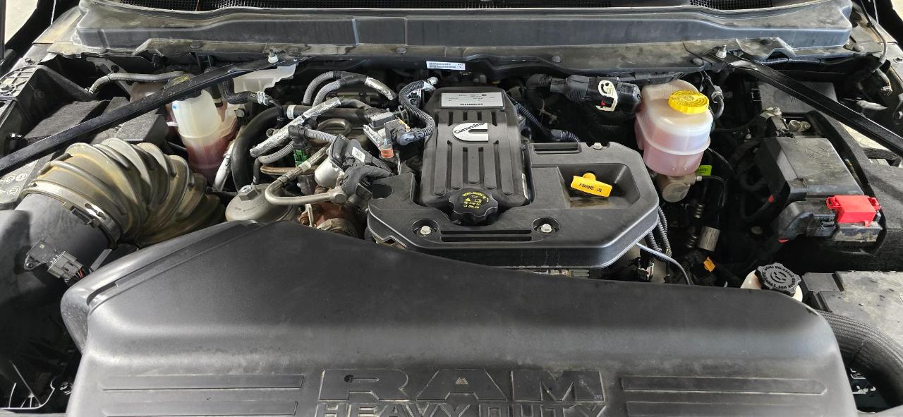 RAM 2500 Big Horn Crew Cab 4WD 2025