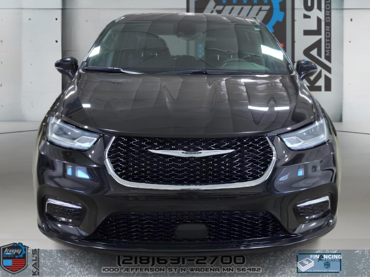 Chrysler Pacifica Select 2025