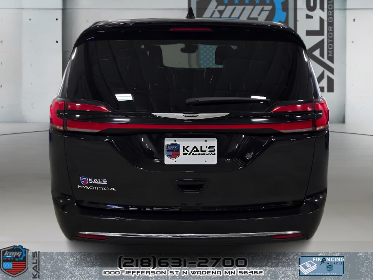 Chrysler Pacifica Select 2025
