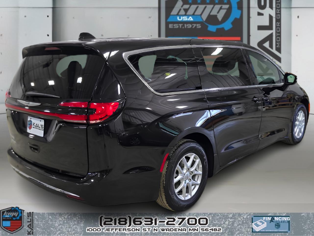 Chrysler Pacifica Select 2025