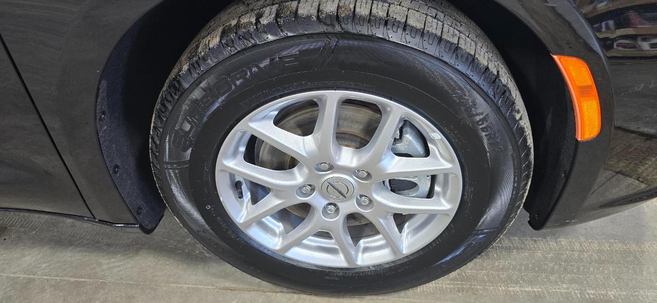 Chrysler Pacifica Select 2025