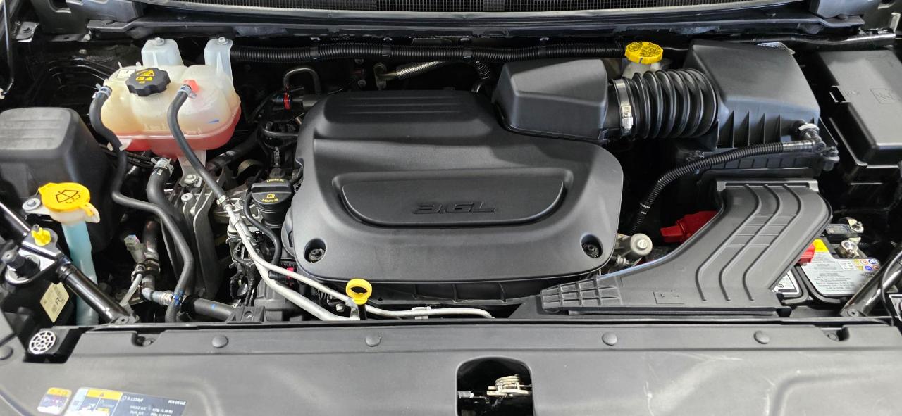 Chrysler Pacifica Select 2025