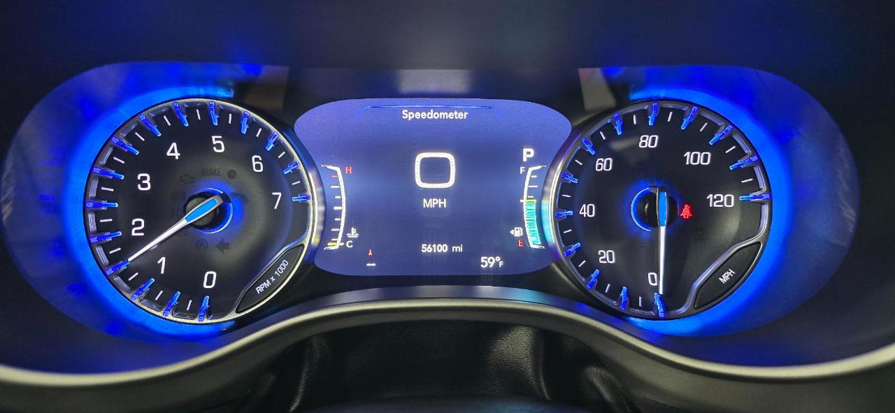 Chrysler Pacifica Select 2025