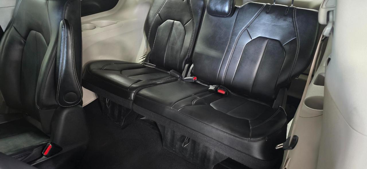 Chrysler Pacifica Hybrid Select 2024