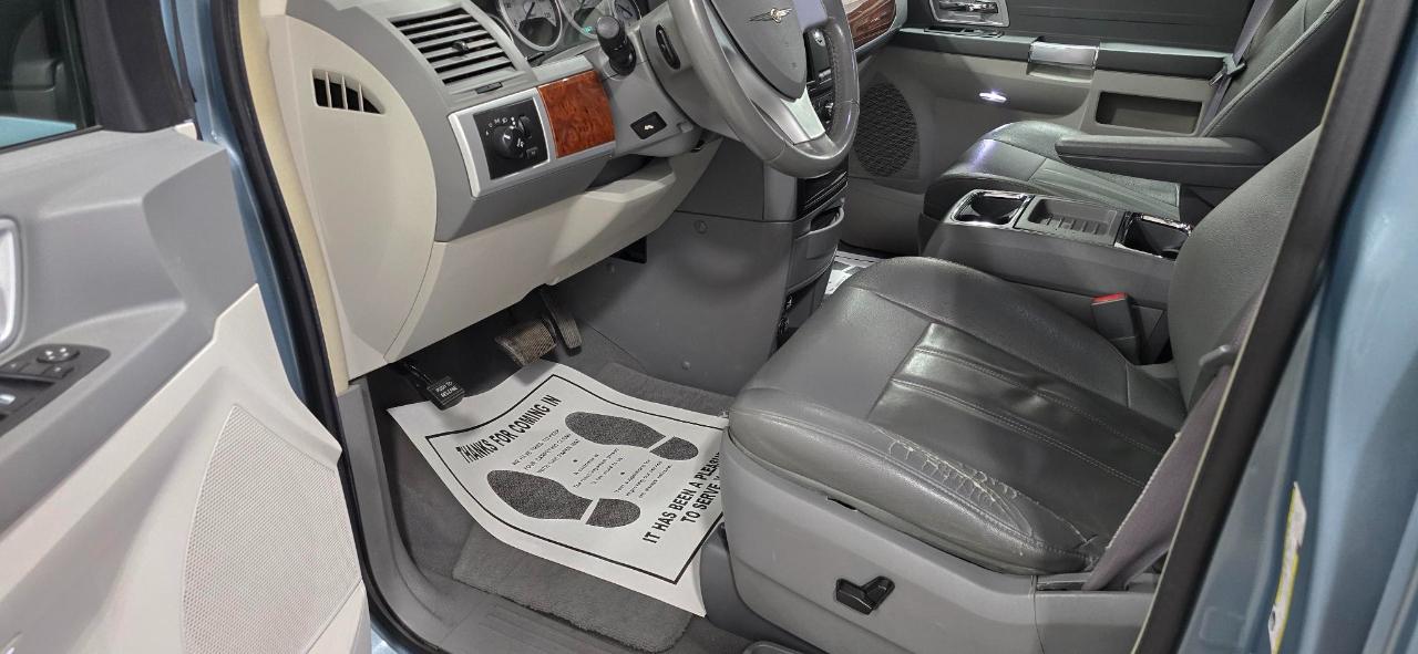 Chrysler Town & Country Touring 2008