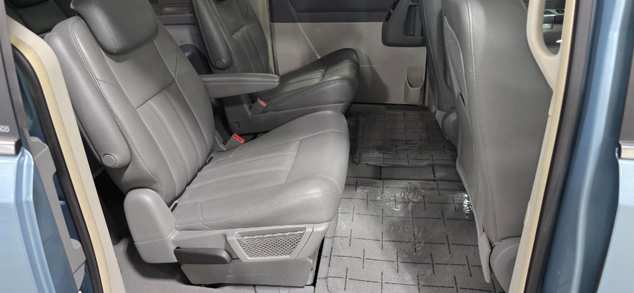 Chrysler Town & Country Touring 2008