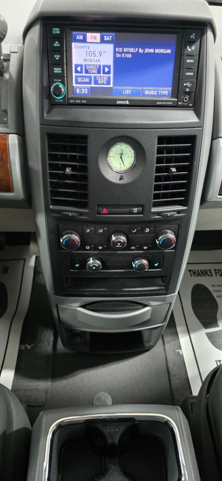 Chrysler Town & Country Touring 2008