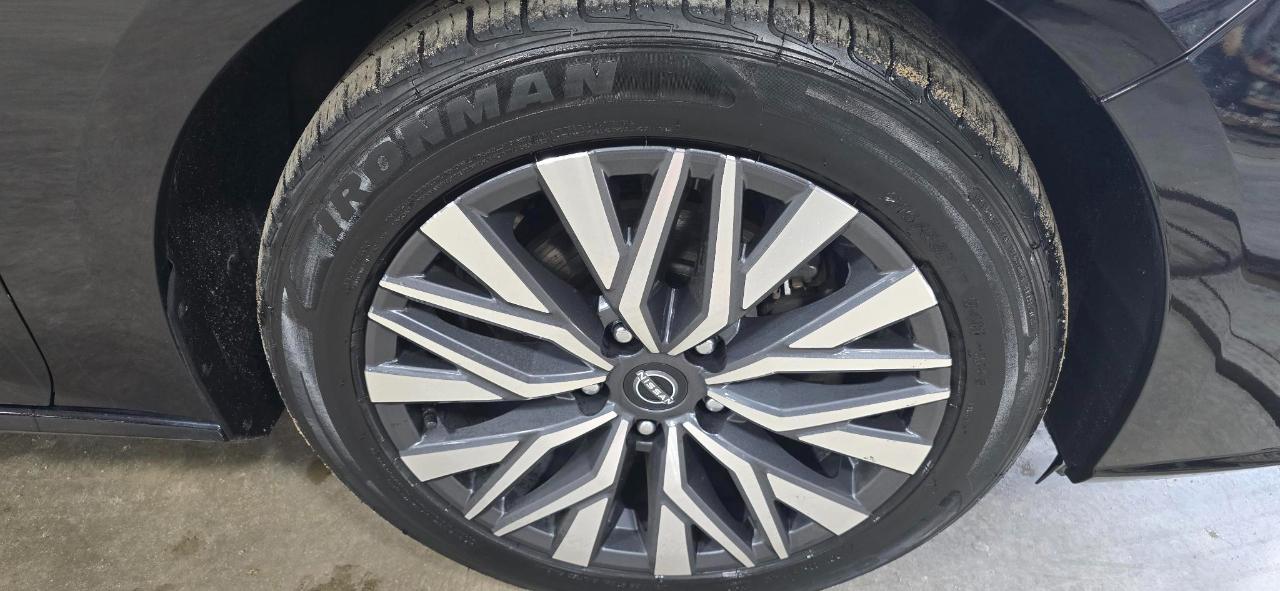Nissan Altima 2.5 SV 2024