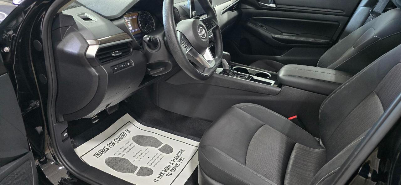 Nissan Altima 2.5 SV 2024